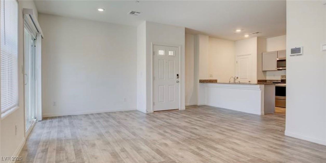 4229 Venus Falls Ave - Photo 4 of 20