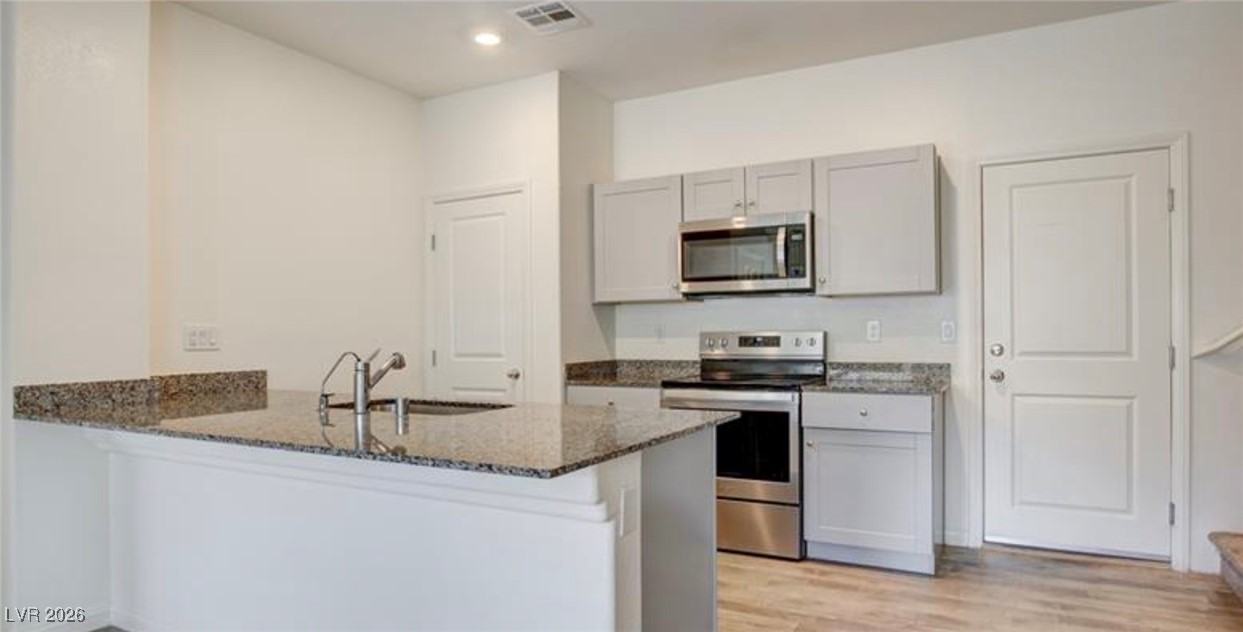 4229 Venus Falls Ave - Photo 5 of 20