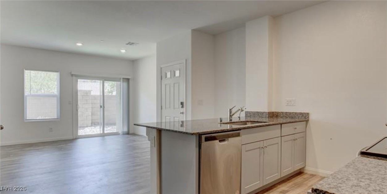 4229 Venus Falls Ave - Photo 7 of 20