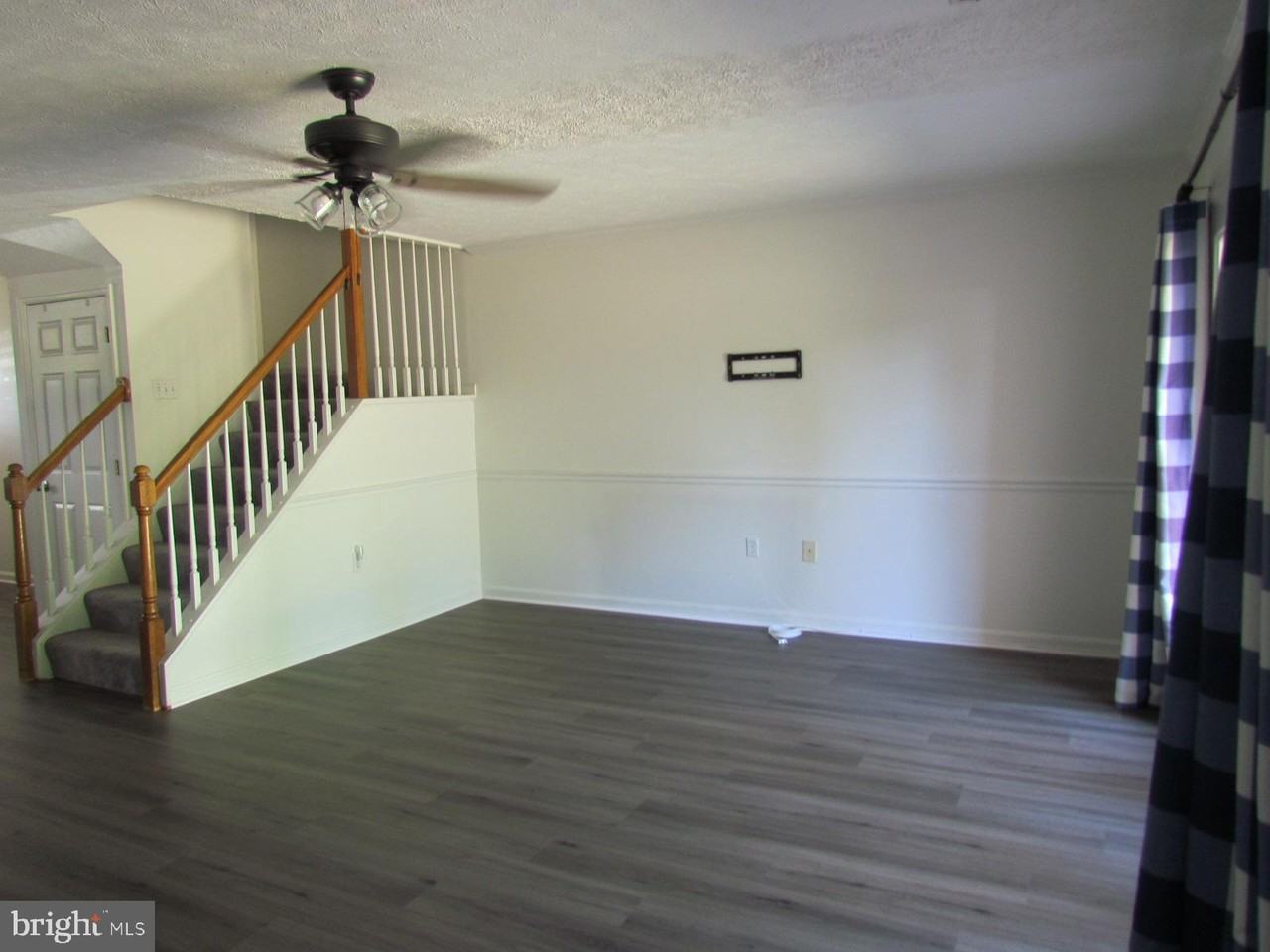 13240 Clipper Cir - Photo 6 of 22