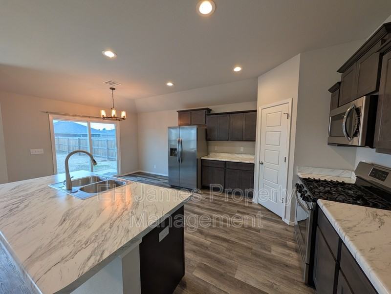 8538 E 161st Pl S - Photo 5 of 17