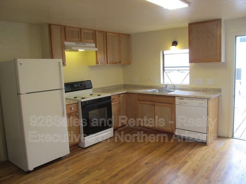 535 S Ernest St - Photo 2 of 24