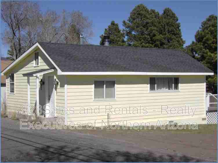 535 S Ernest St - Photo 3 of 24