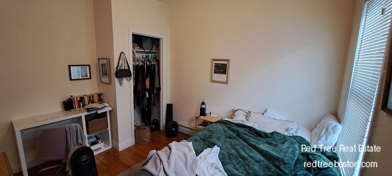143 Hillside St #2 - Photo 6 of 18