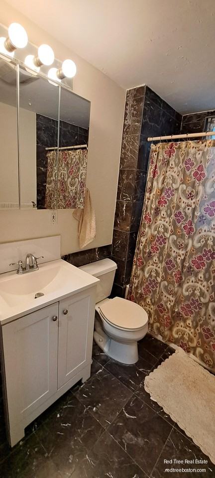 143 Hillside St #2 - Photo 7 of 18