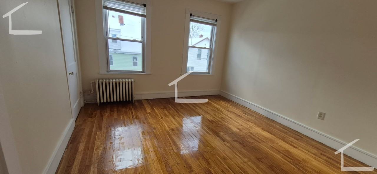 110 Murdock St #3 - Photo 6 of 16