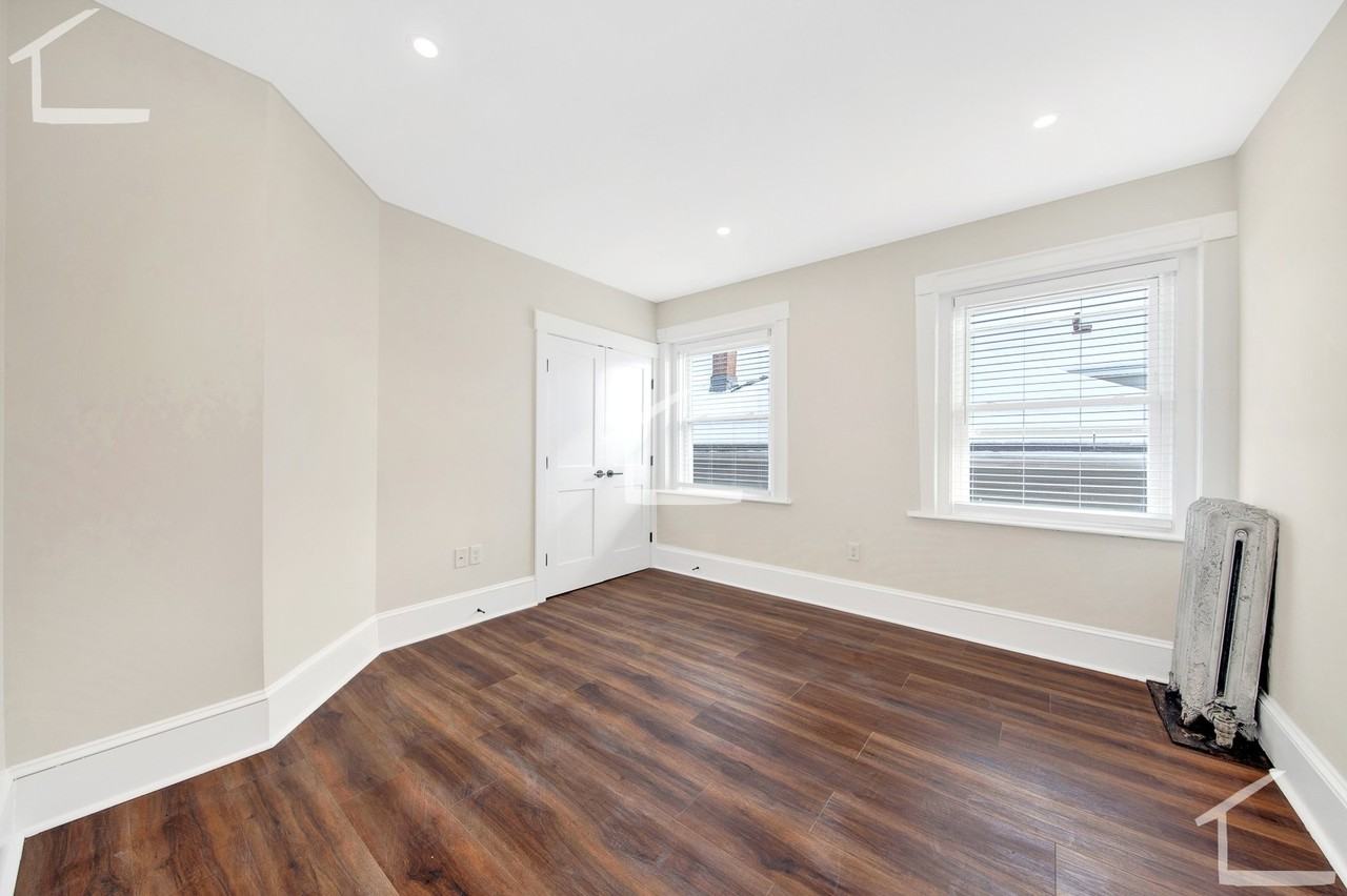 105 School St #3 - Photo 4 of 30