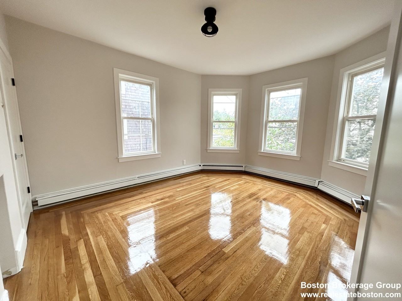 102 Buttonwood St #2 - Photo 3 of 8