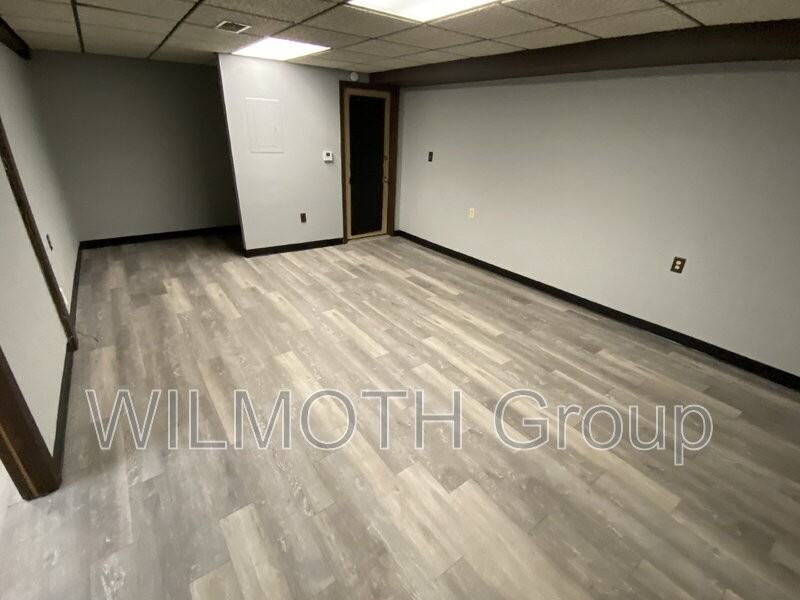 11903 E Welland St #E - Photo 3 of 7