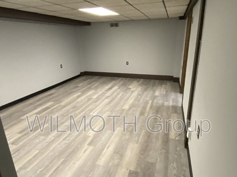 11903 E Welland St #E - Photo 4 of 7