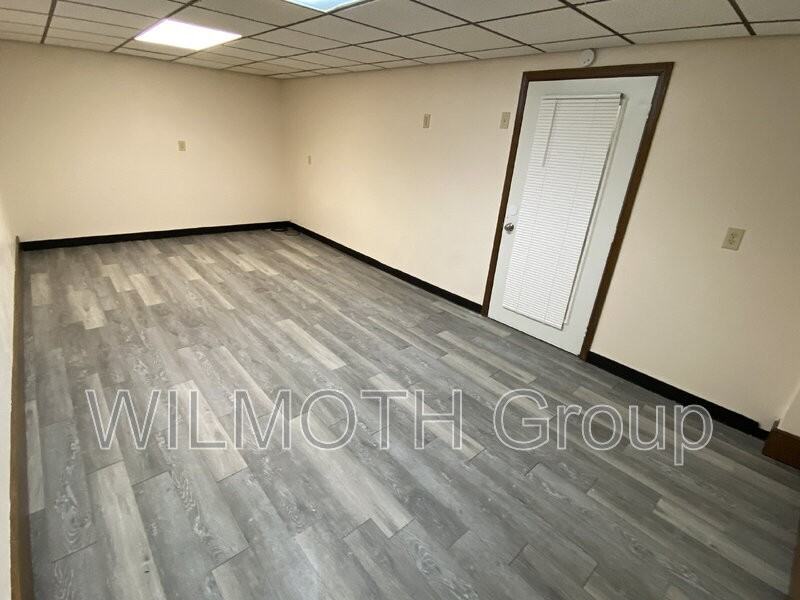 11903 E Welland St #E - Photo 5 of 7