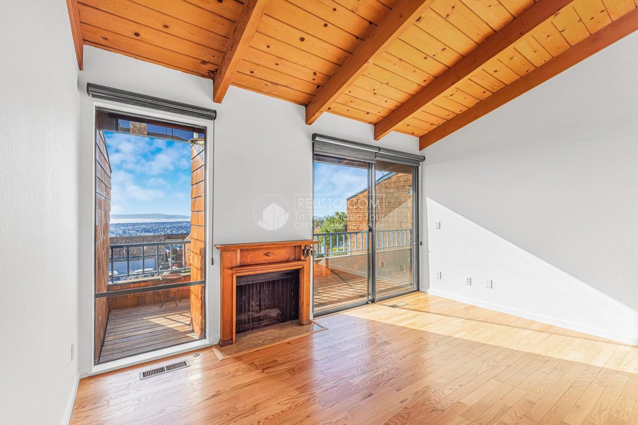 55 Sereno Cir - Photo 4 of 35