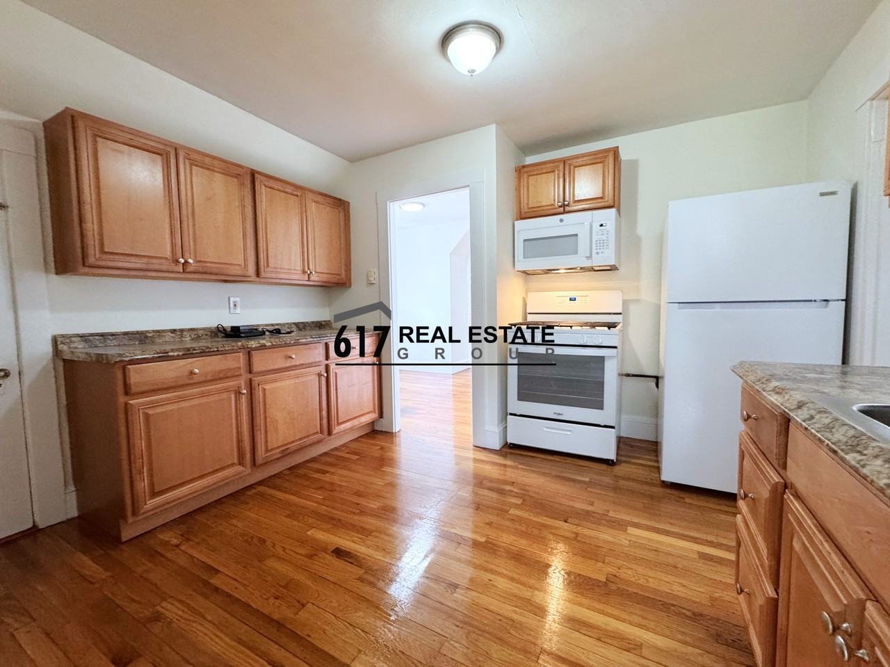 26 Royal St #5 - Photo 2 of 22