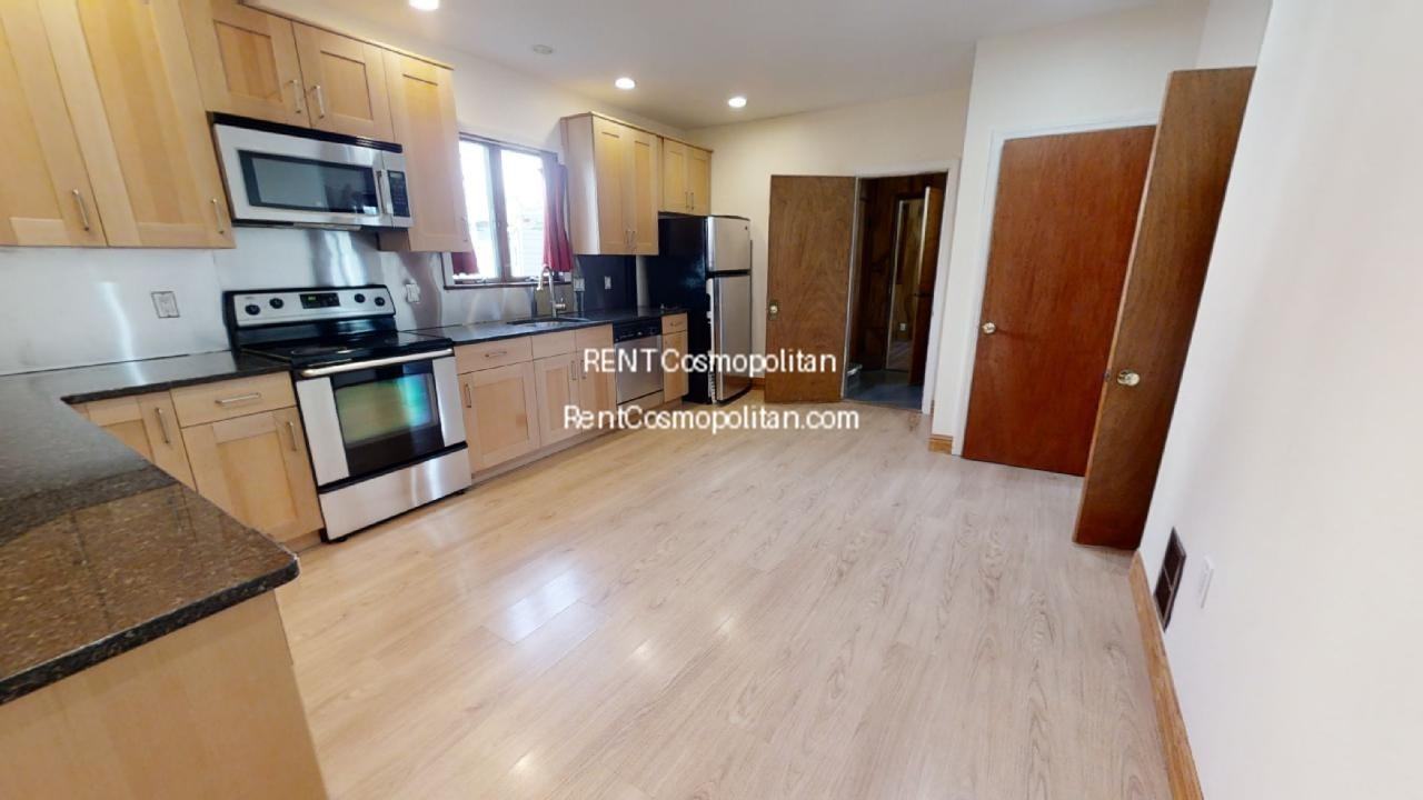 97 Hawthorne St #1 - Photo 2 of 20