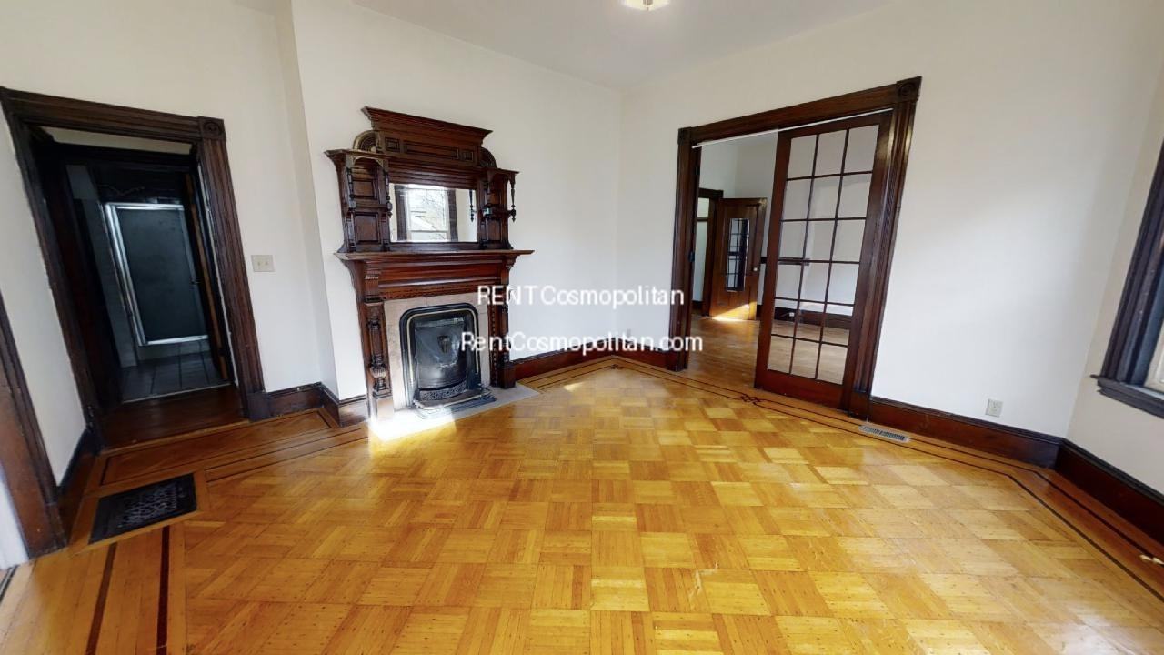 97 Hawthorne St #1 - Photo 4 of 20