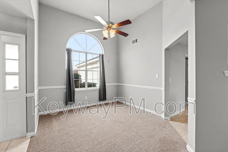 137 Summerfield Cir - Photo 7 of 27