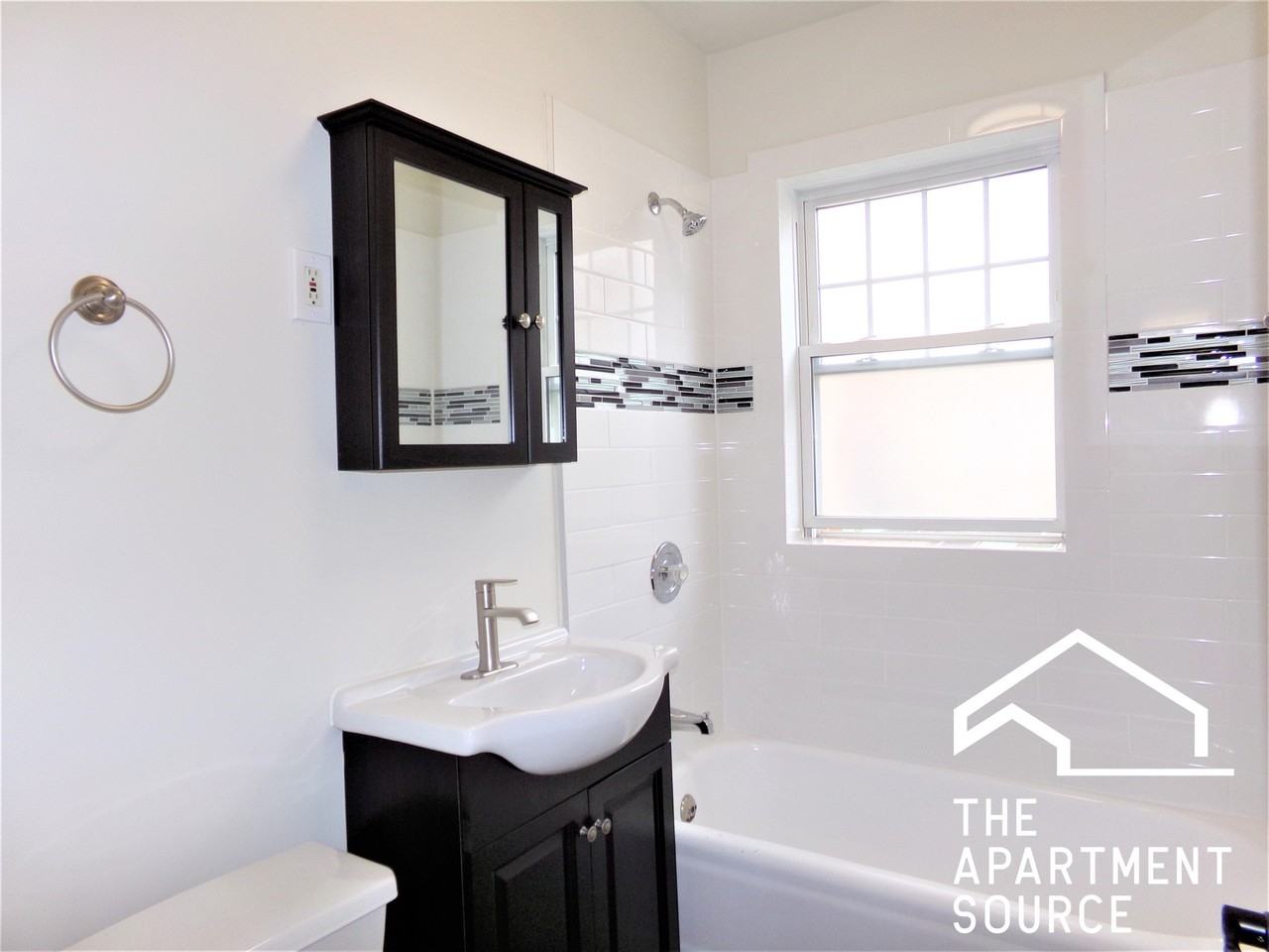 918 Green Bay Rd #2A - Photo 3 of 9