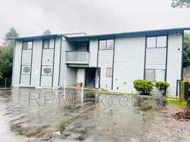 featured image of 16006 34th Ave S #4