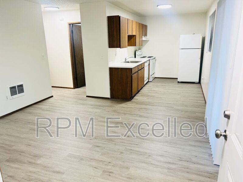 16006 34th Ave S #3 - Photo 2 of 11