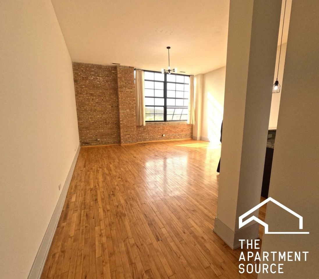 1432 W 21st St #309 - Photo 6 of 17