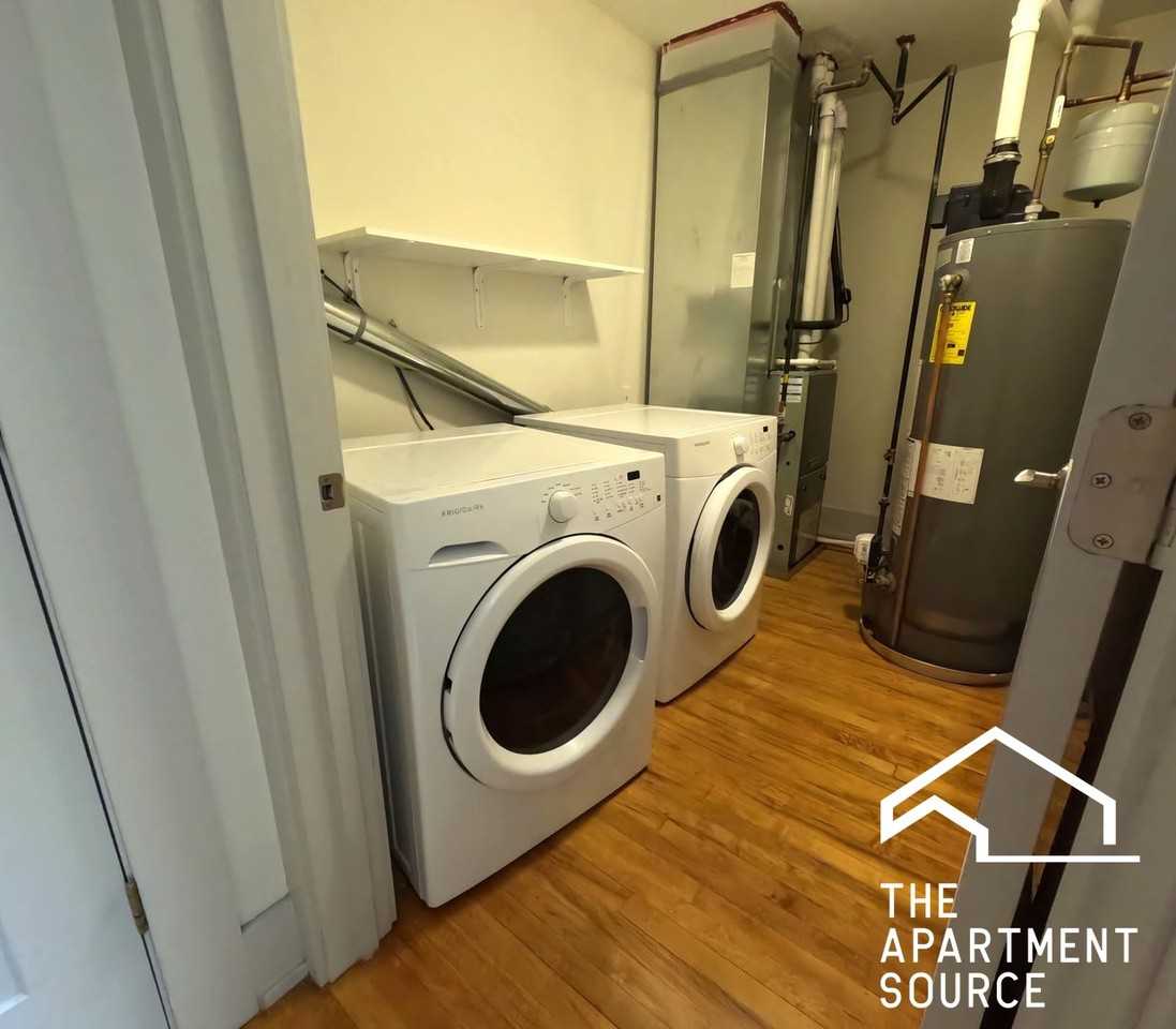 1432 W 21st St #309 - Photo 7 of 17