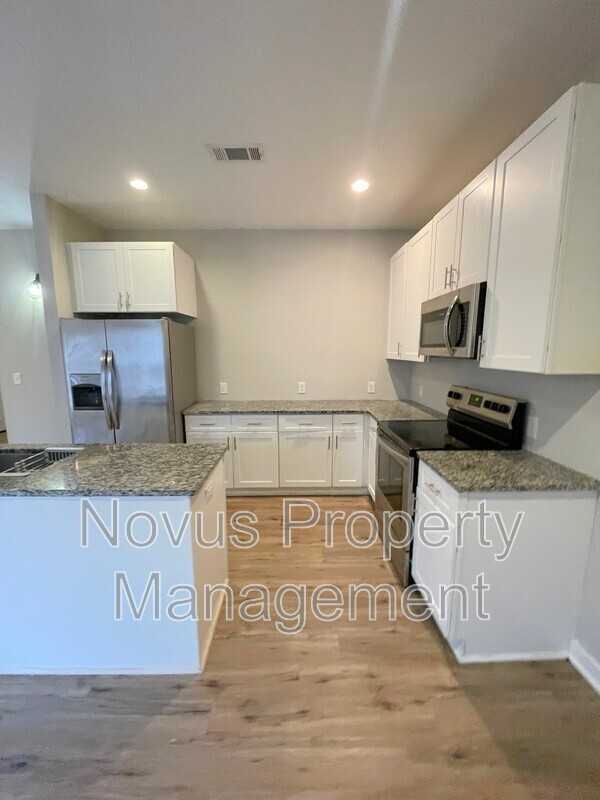 156 Crest Pointe - Photo 7 of 22