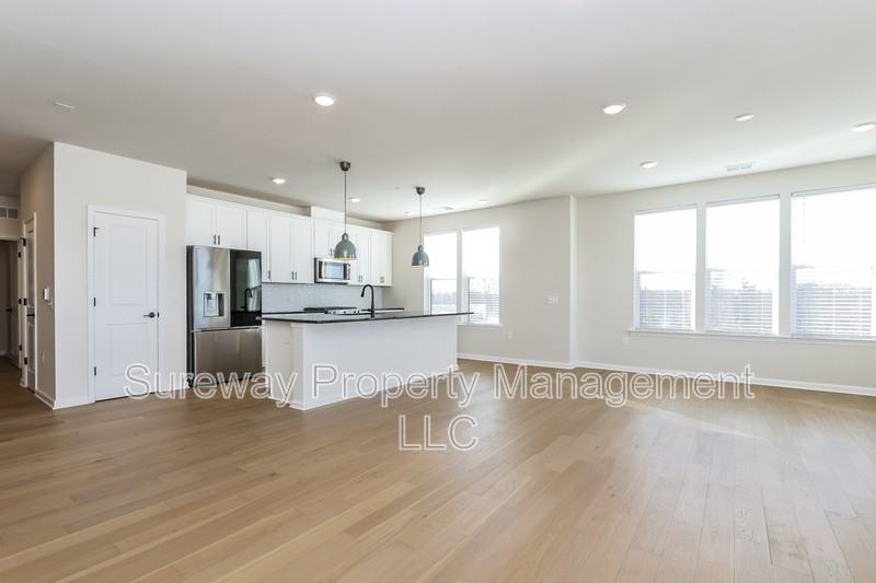 1 Culvert Dr #401 - Photo 3 of 16