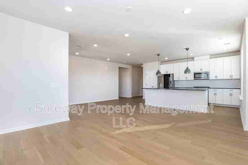 1 Culvert Dr #401 - Photo 4 of 16