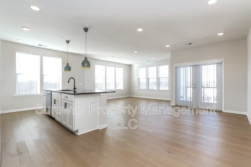 1 Culvert Dr #401 - Photo 6 of 16