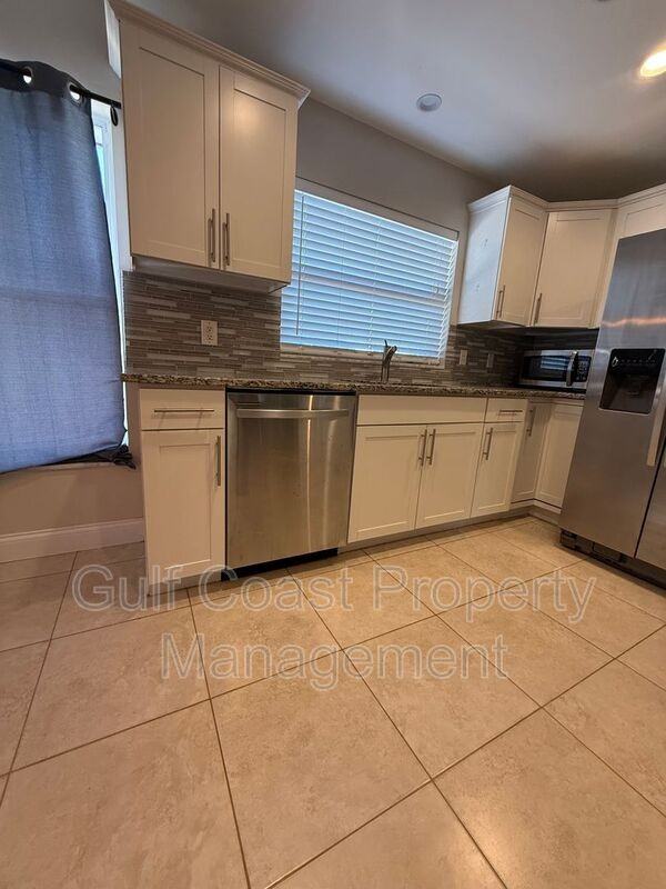 13802 2nd St - Photo 7 of 28