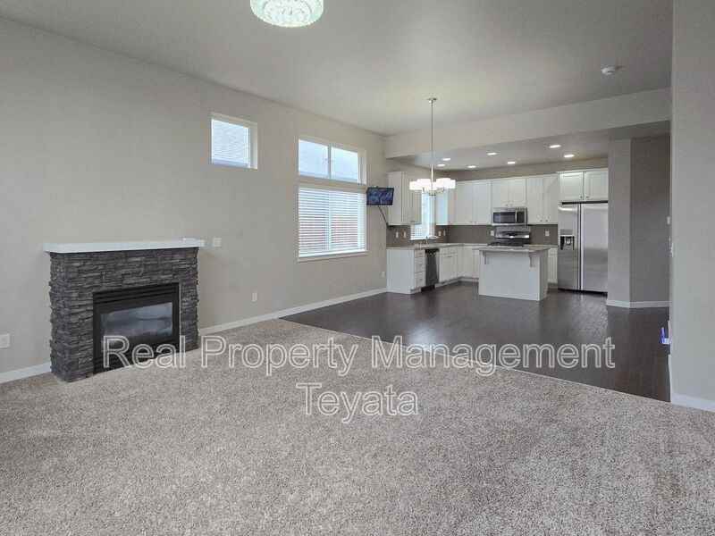 4746 Hadley St - Photo 2 of 21