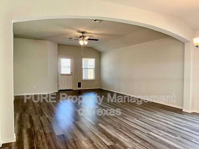 1828 T H Johnson Dr - Photo 7 of 21