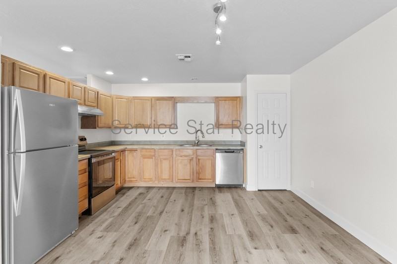 5311 W Mauna Loa Ln - Photo 6 of 23