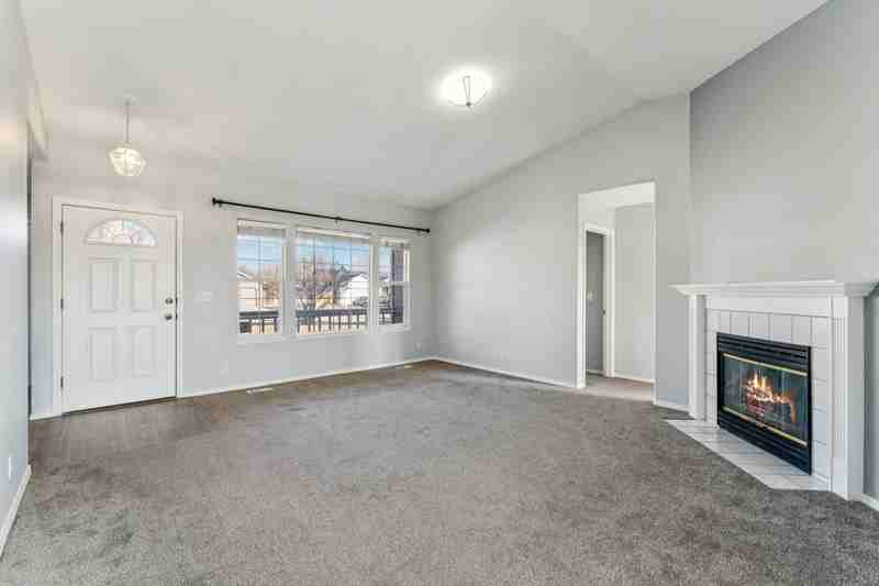 7557 Arlington Dr - Photo 5 of 32