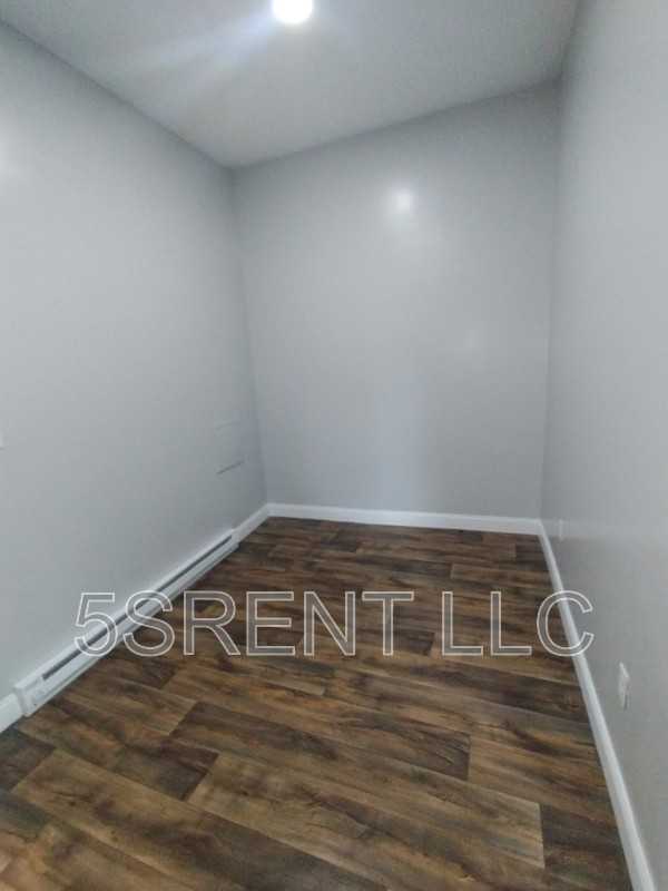 22 E Main St - Photo 5 of 13