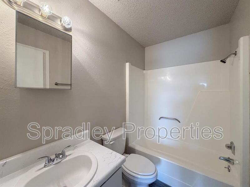 120 W Main St #TT25 - Photo 6 of 6