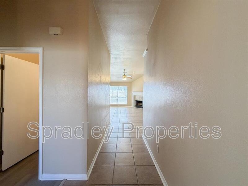 217 Meadowbrook Dr - Photo 2 of 25