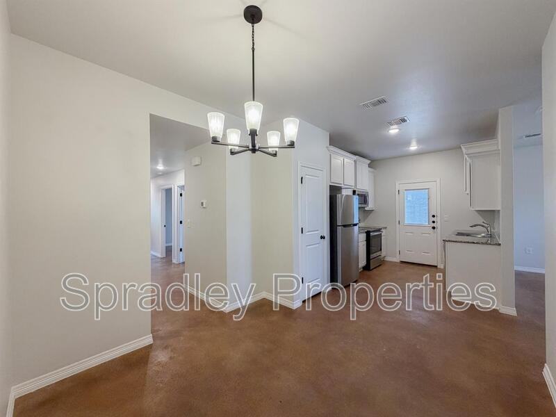 1007 Sparrow Cv Unit B - Photo 4 of 17