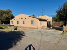 featured image of 985 S 37th Ave