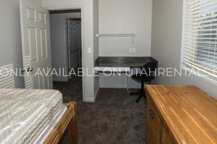 837 En #K3-4 - Photo 1 of 1