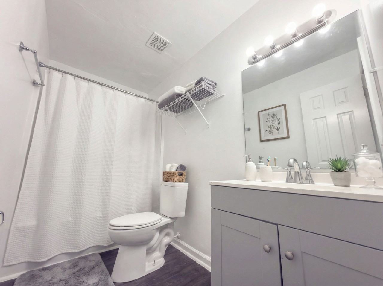 Dobson Place - Photo 5 of 22