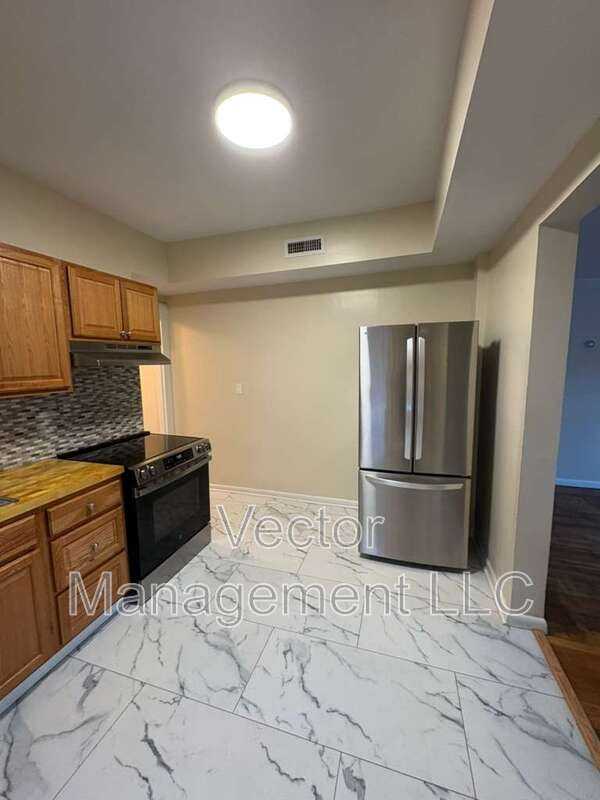 1400 Ella T Grasso Blvd - Photo 2 of 10