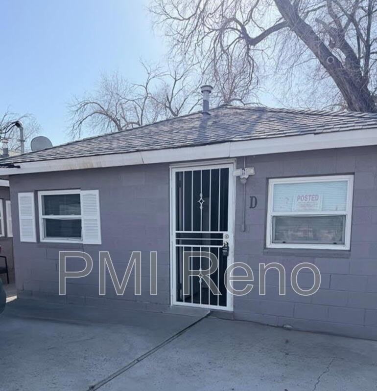 1950 A St #D - Photo 2 of 9