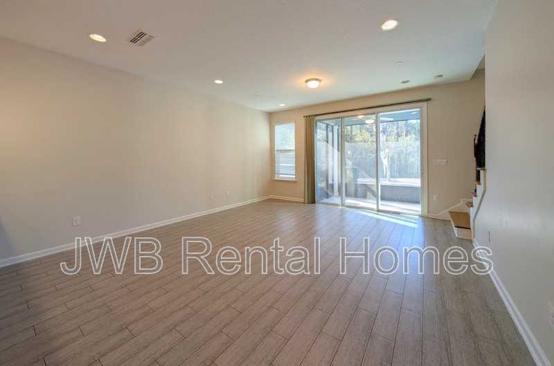 64 Canary Palm Ct - Photo 6 of 20