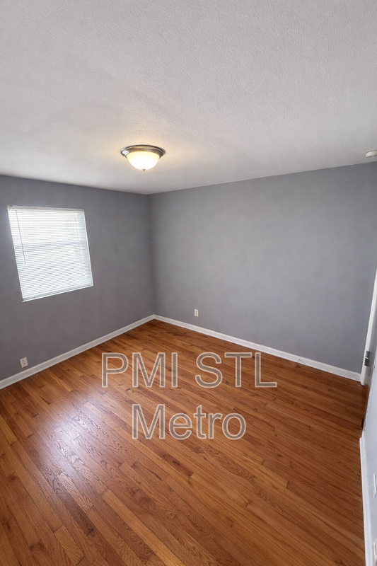 705 Beardsley Ct - Photo 7 of 9