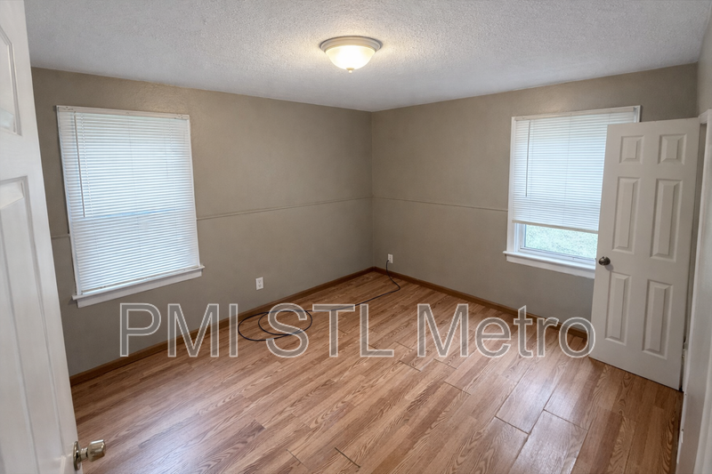 7008 Paisley Dr - Photo 7 of 8