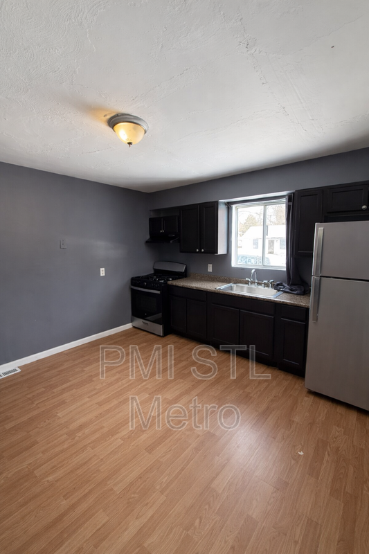 10189 Count Dr - Photo 2 of 9