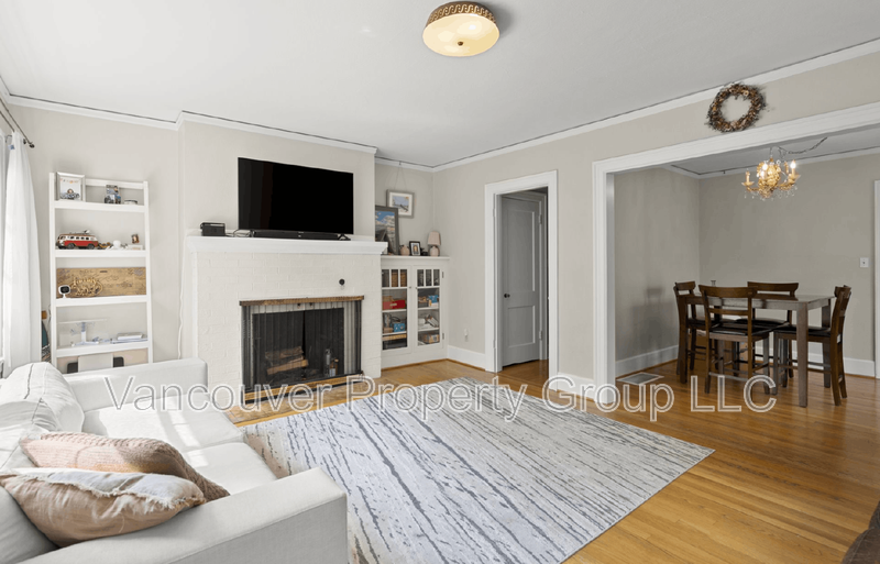 310 E 22nd St - Photo 3 of 12