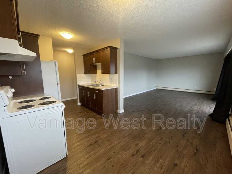 303 Husch Rd - Photo 3 of 7