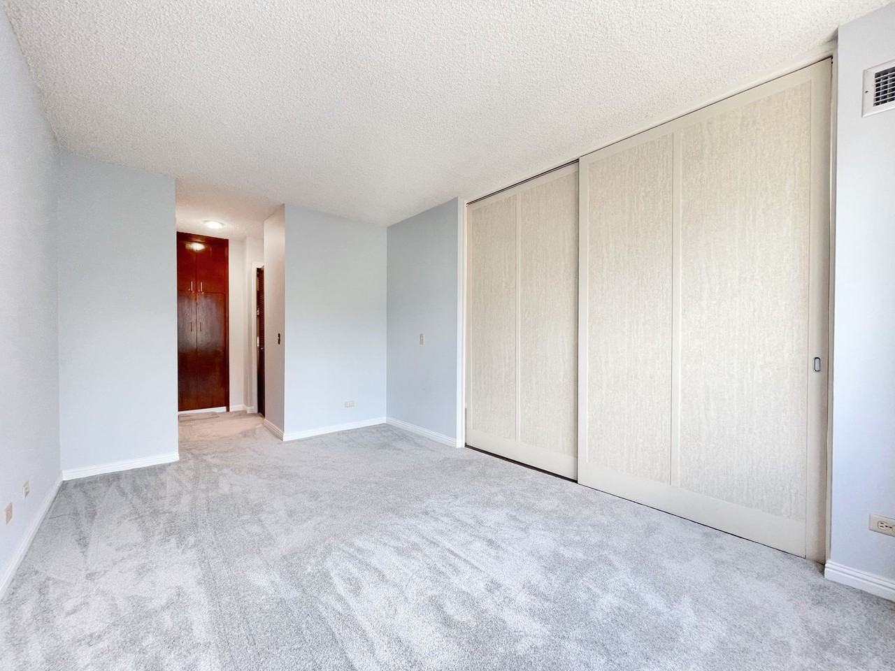 710 Lunalilo St #507 - Photo 6 of 13